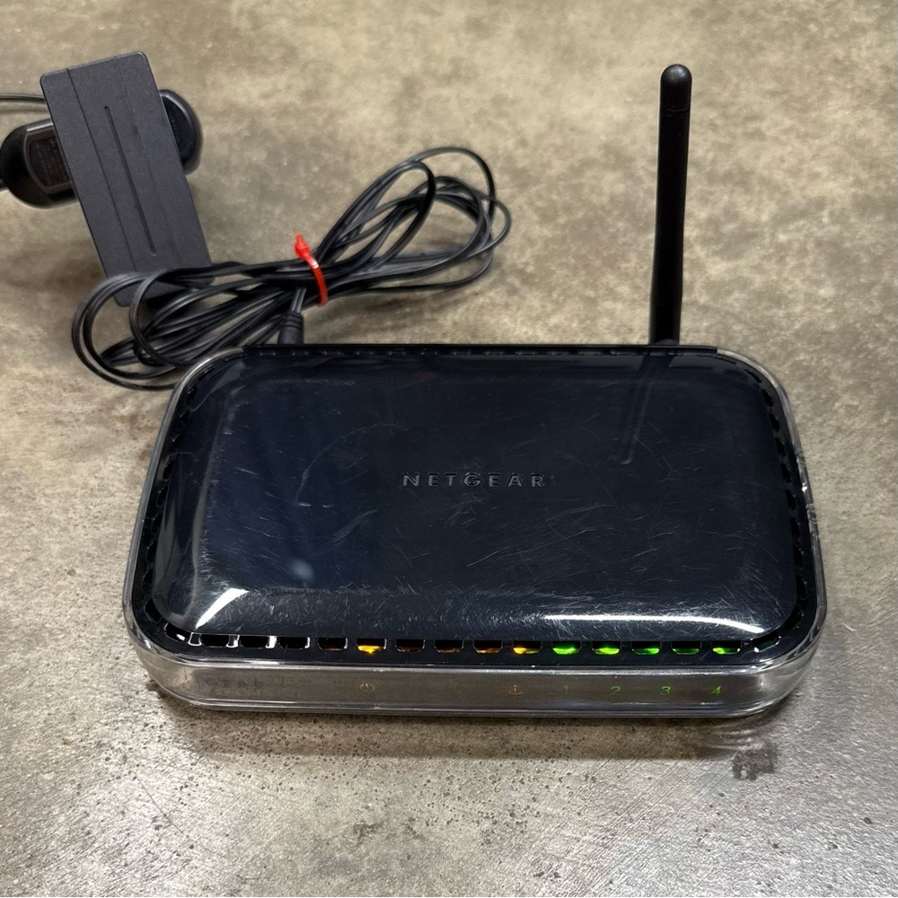 Netgear N150 Wireless Router WNR1000 v3 WiFi Broadband Router w Adapter - Picture 2 of 9